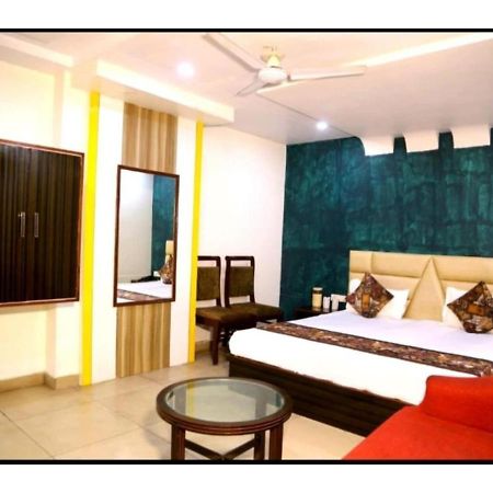 Hotel Kirandeep Agra Агра Екстер'єр фото