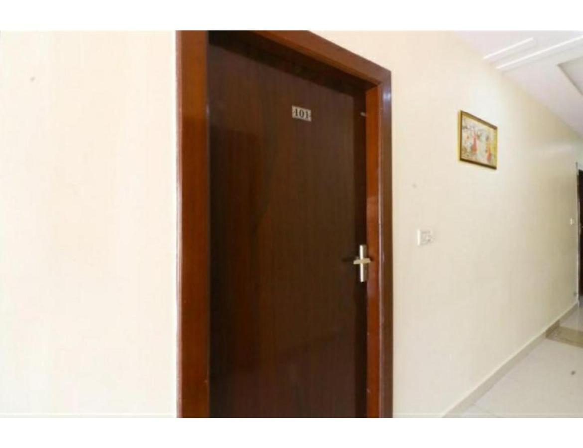 Hotel Kirandeep Agra Агра Екстер'єр фото