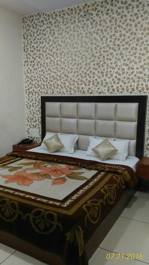 Hotel Kirandeep Agra Агра Екстер'єр фото